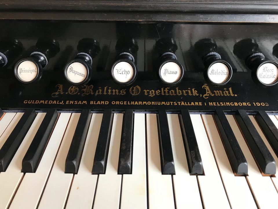 ++ Rarität Harmonium Orgel antik, bespielbar, mit Hocker ++ in Buxtehude