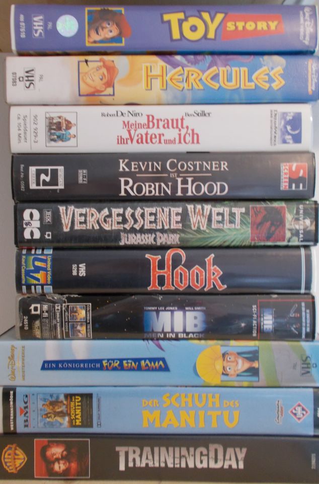 33 VHS Filme Asterix-Comics-Action-Star Trek-Star Wars-SciFi etc. in Bad Wörishofen