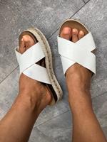 Sandalen weiß-gold Niedersachsen - Salzgitter Vorschau