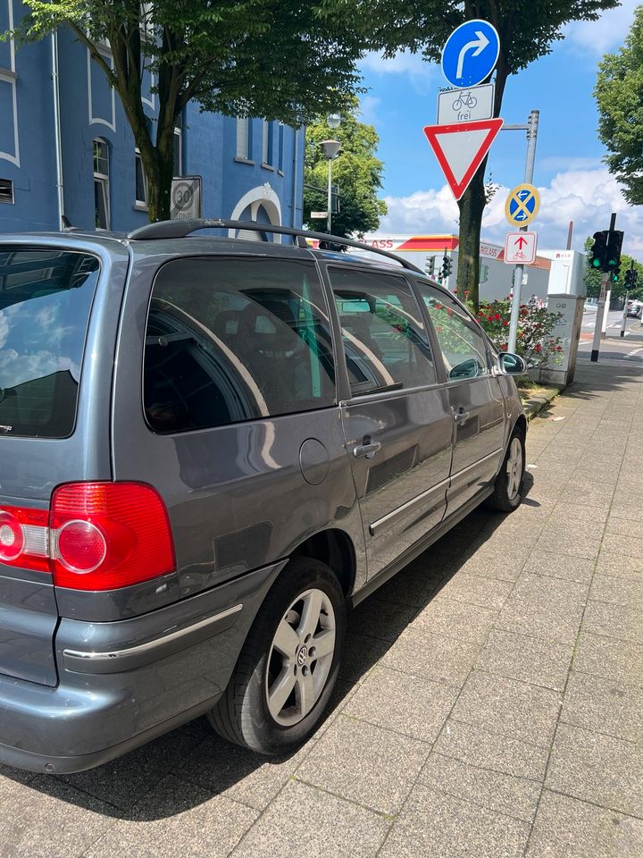 Volkswagen Scaran 2.0 in Krefeld