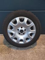 4 x Pirelli Winterreifen / Snowcontrol /175/65R 15 Stahlfelgen Rheinland-Pfalz - Trier Vorschau