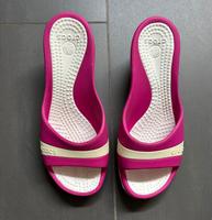 Crocs Keilsandalen, wie neu, unbeschädigt, Größe 39 Bayern - Wolfratshausen Vorschau