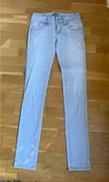 Jeans LTB Low Rise Super Slim W 25, L 34, Hellgrau Sachsen - Chemnitz Vorschau