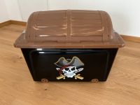 Piratenbox mit Rollen Spielzeugbox Bayern - Landshut Vorschau