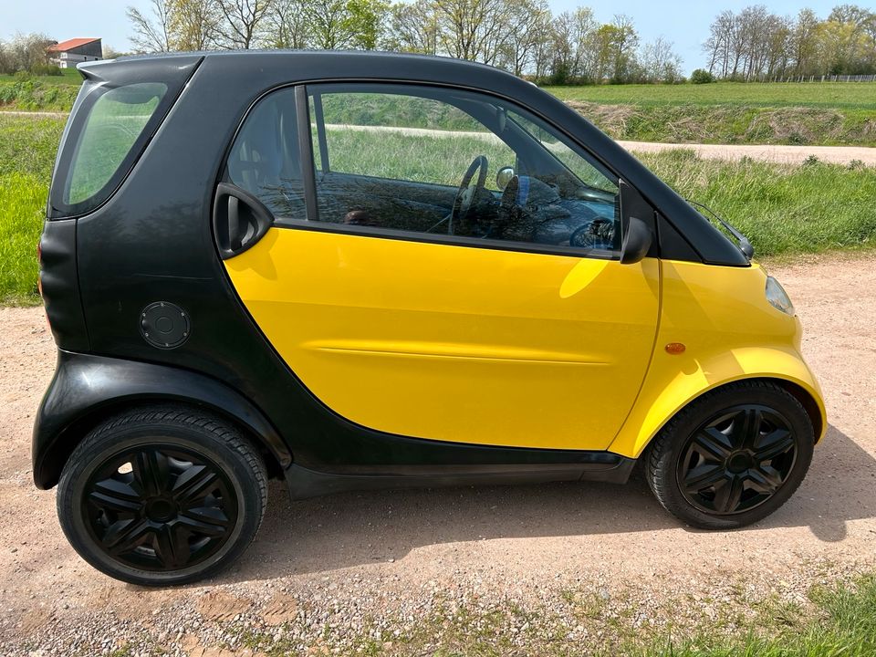 Smart Fortwo Coupe in Hargesheim