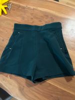 Schicke grüne Shorts von H&M, ungetragen Rheinland-Pfalz - Steinwenden Vorschau