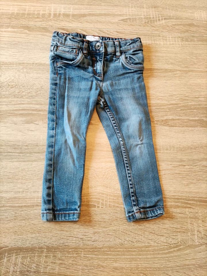 Jeanshose Größe 98 von Impidimpi in Bocholt