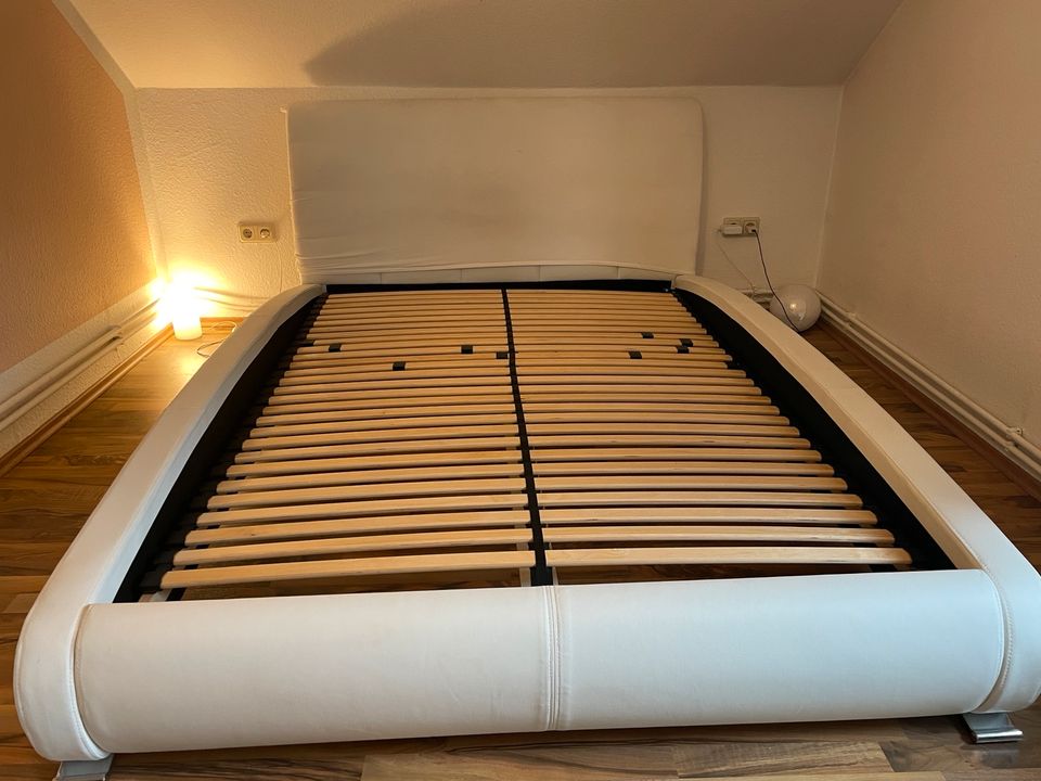 Bett zu verkaufen, nur Selbstabholer in Bremerhaven