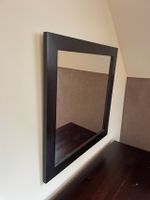 Wandspiegel Spiegel Holz massiv schwarz 60x60 cm neuwertig Nordrhein-Westfalen - Gütersloh Vorschau