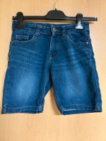 Jungen Hose kurze Jeans Shorts Bermuda Pepperts Gr. 128 Hessen - Rodgau Vorschau