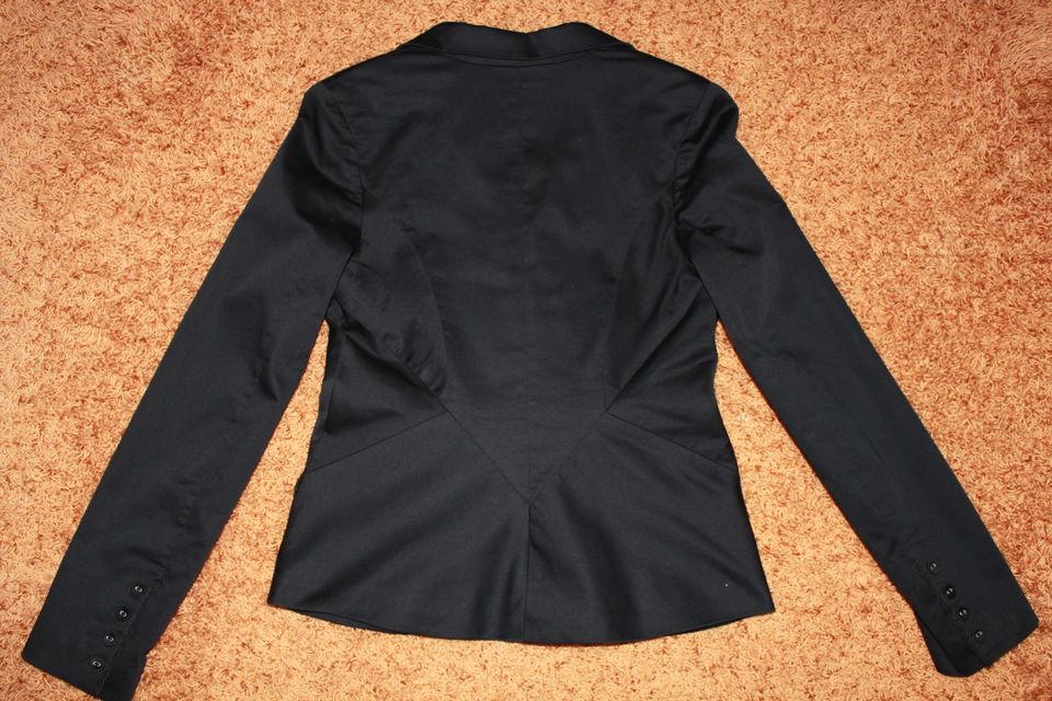 Blazer in Schwarz von Orsay Gr. 36/38 *** Top *** in Rheine