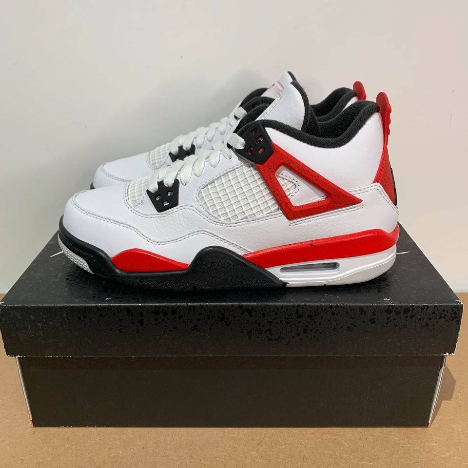 Jordan 4 Retro GS Red Cement 38/39 Neu Rot Weiß in Berlin