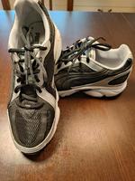 Puma Sportschuhe neu Größe 40,5 schwarz, silber Niedersachsen - Zetel Vorschau