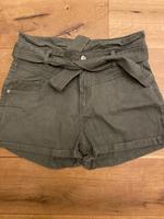 Shorts kurze Hose S M 38 Khaki Aachen - Aachen-Soers Vorschau