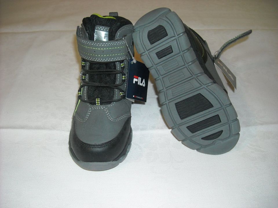 Kinderstiefel Winterstiefel Stiefel von FILA Gr. 29 >NEU< in Warberg