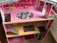 Barbie Haus / Puppenhaus mit Fahrstuhl Niedersachsen - Harsefeld Vorschau