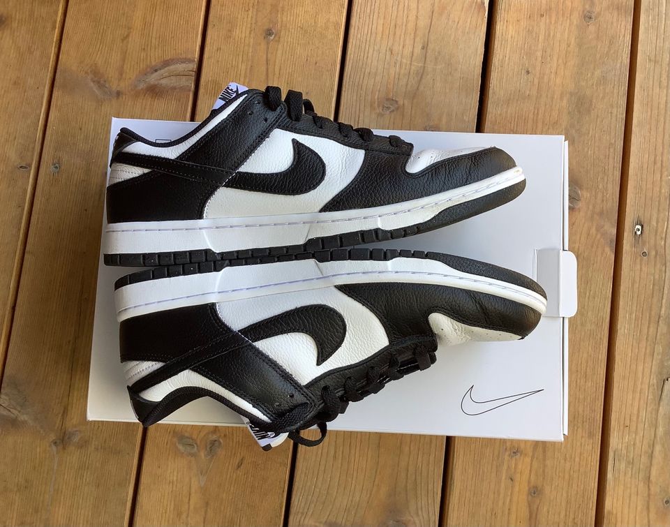 Original ! Nike by You Dunk low Panda schwarz/weiß D07413 991 in Hainspitz