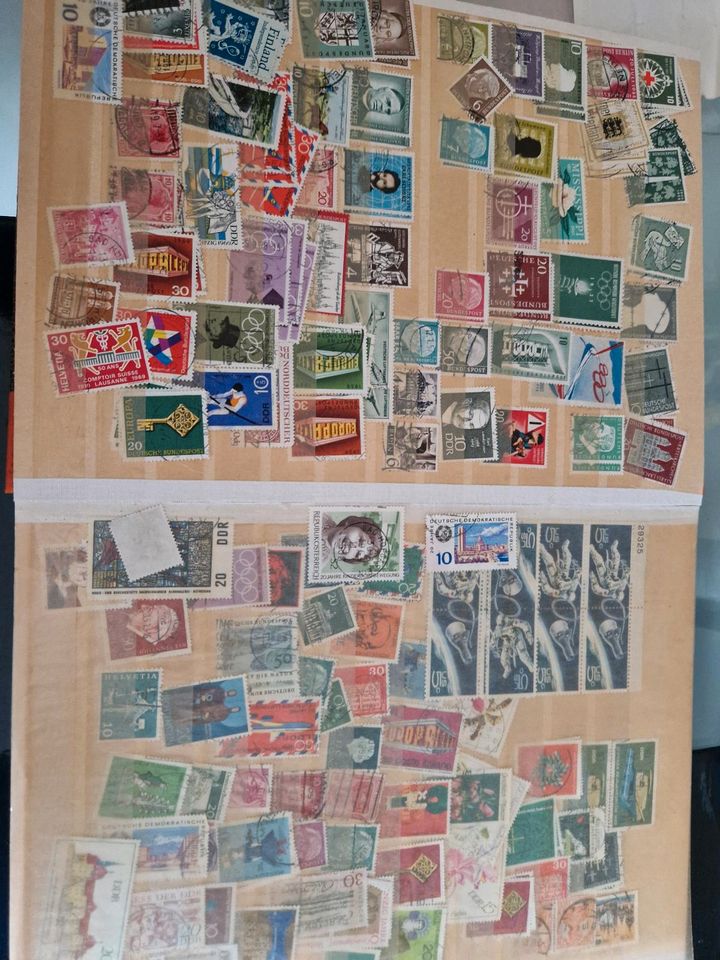 Briefmarken Sammlung großer Konvolut aus Nachlass in Marl