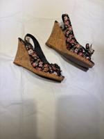 Buffalo Peep Toes Wedges 37 Sandaletten Blumen Saarland - Beckingen Vorschau