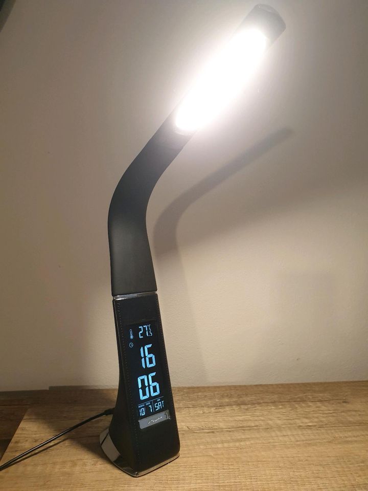 Digitale Uhr,Wecker,nachttischlampe,Temperatur in Leipzig