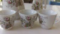 Geschirrset : Kaffee-, Milchkanne, 3Tassen Blumenmotiv Nostalgie Baden-Württemberg - Salem Vorschau