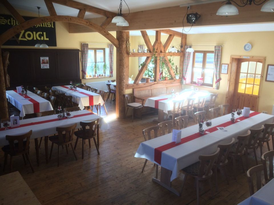 Bauernhaus mit Zoigl-Gaststätte, Biergarten und Braurecht in Falkenberg Oberpf