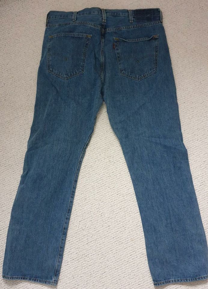 Jeans Levi's W 40 L 32 in Krostitz