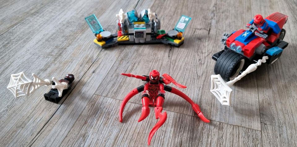 LEGO 76113 Marvel Super Heroes Spider-Man Motorradrettung , 6+ in Blaichach