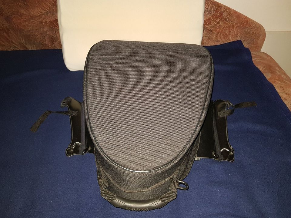 Neuwertige original „BAGSTER“ Hecktasche in Schrobenhausen