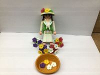 Playmobil Figur 4522 Blumenmädchen Geobra Special Nordrhein-Westfalen - Lübbecke  Vorschau