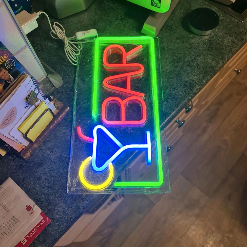 Led Neon Leuchtreklame Werbung Schild neu in Bad Langensalza