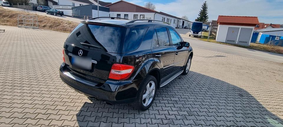 Mercedes ML W164 320 CDI 4 matic in Ergolding