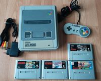 Snes Super Nintendo + 4 Spiele Mario + Controller Top Zustand Niedersachsen - Cuxhaven Vorschau