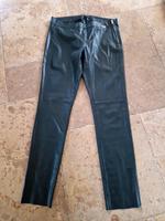 Kunstlederhose/ Hose von Guess Gr.30 zu verkaufen Brandenburg - Bernau Vorschau