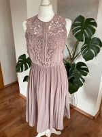♥️ H&M Plissee Kleid mit Spitze Rosé Gr. 34 36 Hessen - Bad Sooden-Allendorf Vorschau