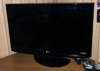 Fernseher LG 32LH2000 32 Zoll im sehr guten Zustand Hessen - Solms Vorschau