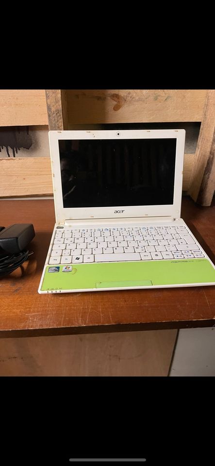 Acer aspire one defekt in Düsseldorf