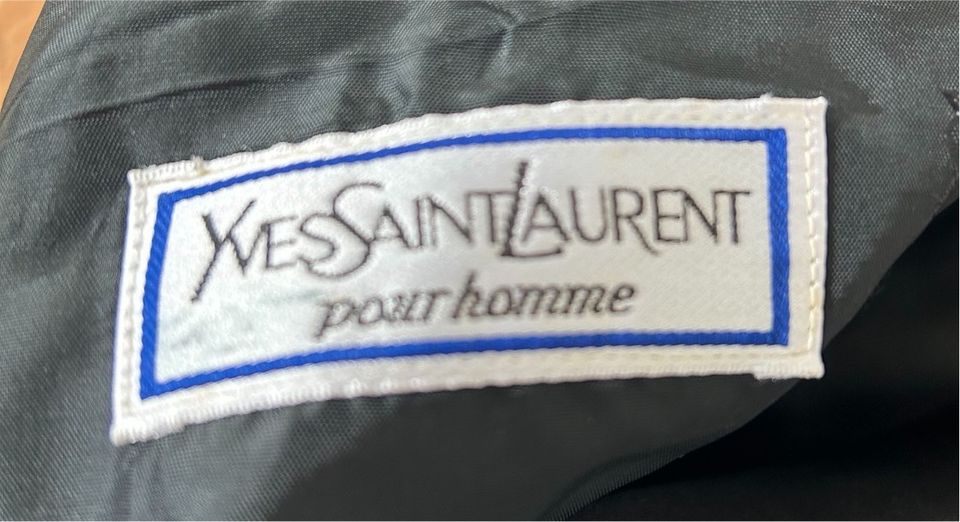 Yves Saint Laurent Blazer in Bad Oldesloe