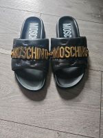 Moschino Slides Schlappen Badeschlappen Nordrhein-Westfalen - Detmold Vorschau