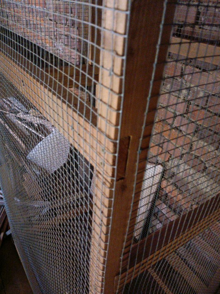 Voliere groß Papageien Wellensittich degus chinchillas in Rehau