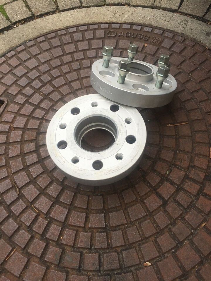 H&R 2x 25mm Spurplatten Mercedes W202 R170 W208 W209 W126 R129 in Paderborn