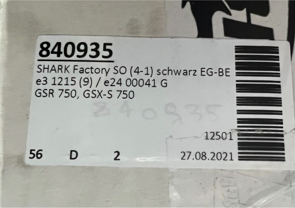Shark Factory Slip on Auspuff (4-1) Aluminium schwarz in Hof (Saale)