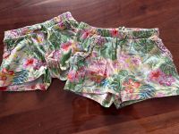 2x kurze Hosen Shorts Zwillinge 92 98/104 H&M Bayern - Sachsen bei Ansbach Vorschau