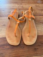 Sandale von UGG orange Größe 43 Hessen - Gersfeld Vorschau