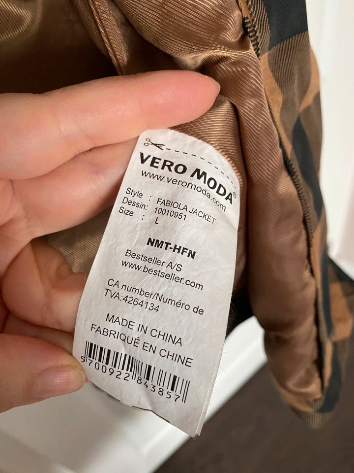 Vero Moda Mantel Trenchcoat Gr. L L/ 40 / 12 • Sehr gut in Diepholz