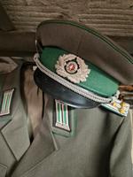 DDR Hauptmann Jacke der Grenztruppen mit Mütze Berlin - Mahlsdorf Vorschau