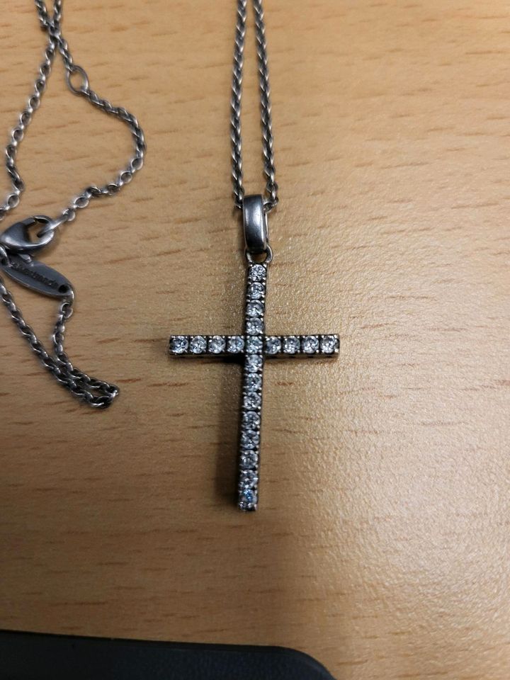 Kreuz Anhänger 925 Silber mit Zirkonia und Halskette in Mönchengladbach