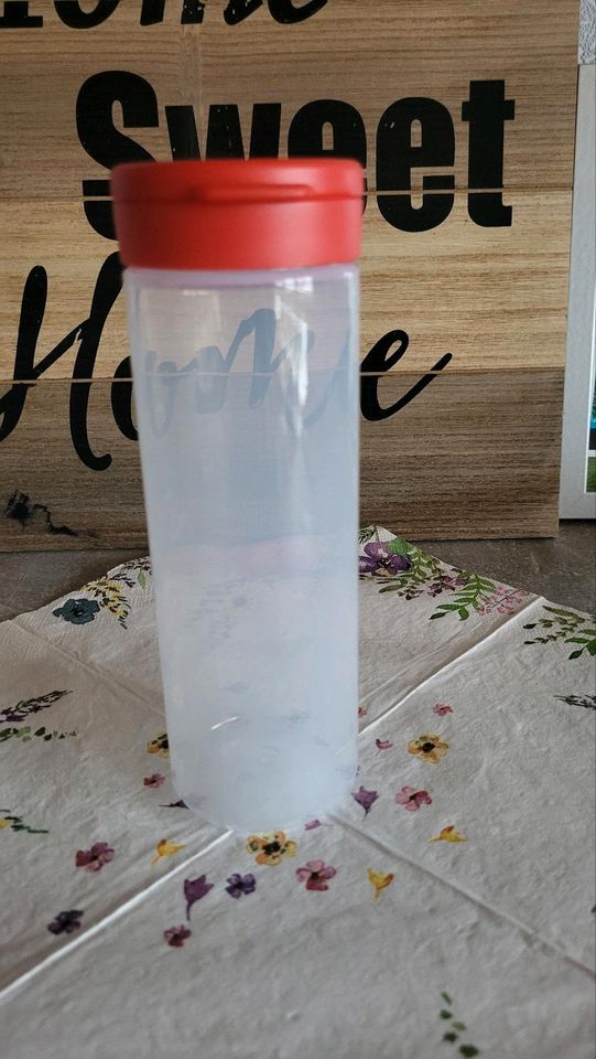 Tupperware Dosierflasche in Rodalben