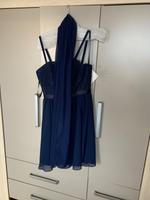 Laona Kleid festlich Gr. 36 neu dunkelblau Abendmode Hessen - Schlüchtern Vorschau