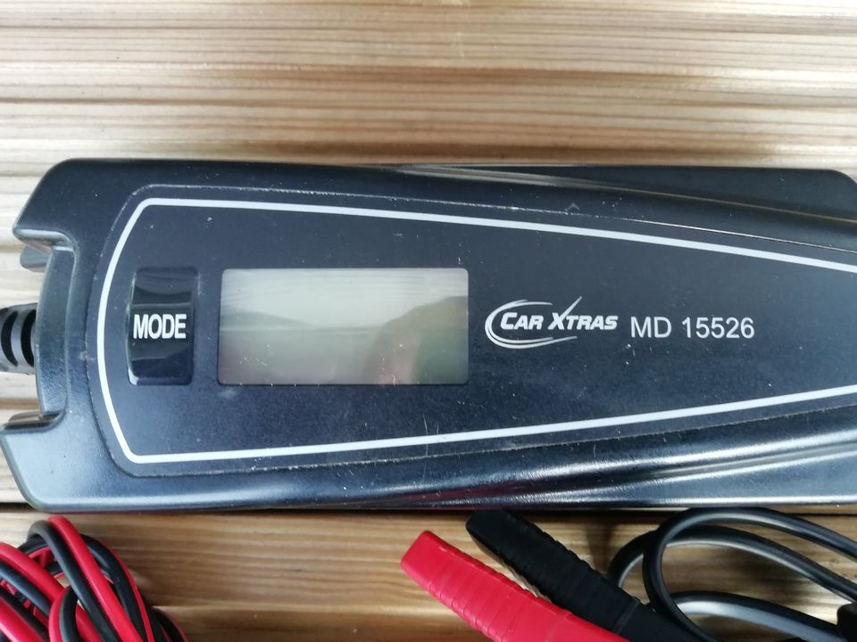 Medion Car XTRAS MD 15526 Batterie, Akku Ladegerät in Wetter (Ruhr)